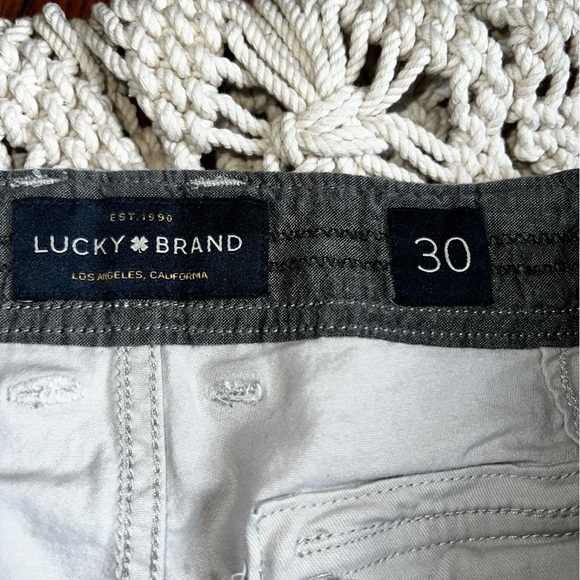 Lucky Brand | Khaki Cargo Shorts - Picture 4 of 7